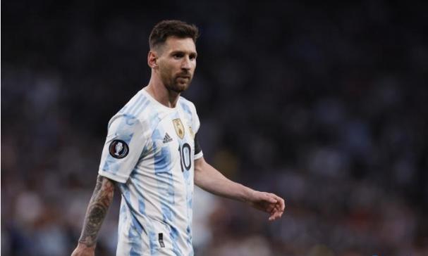 神舟二十号航天员顺利返回地球，将择机发射神舟二十二号飞船